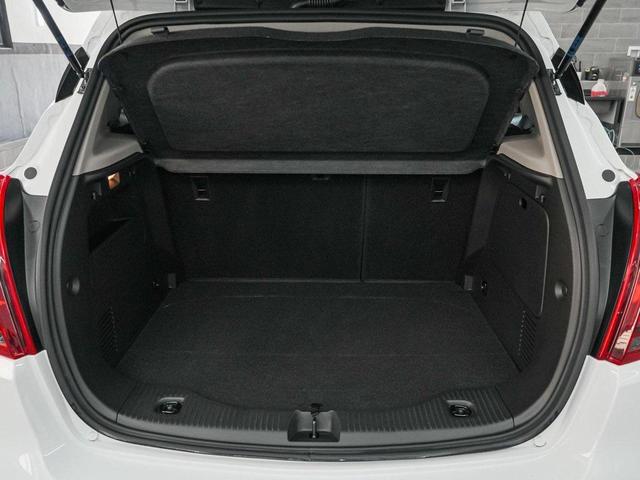 Photo of 2022 Summit White Buick Encore