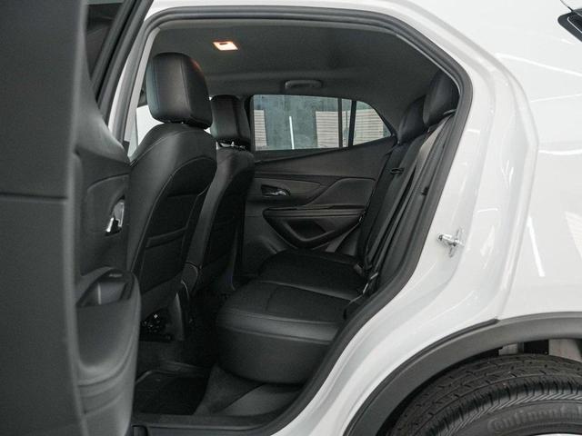 Photo of 2022 Summit White Buick Encore