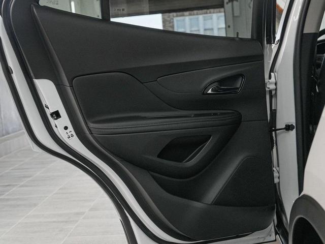 Photo of 2022 Summit White Buick Encore