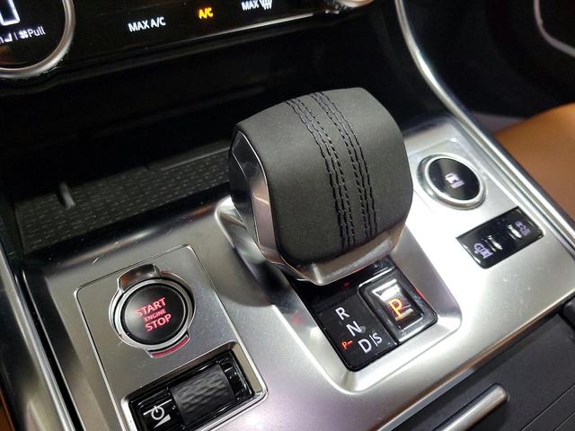 Photo of 2022 Black Jaguar XF