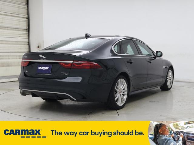 Photo of 2022 Black Jaguar XF
