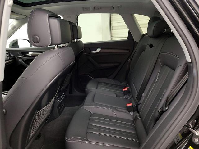 Photo of 2022 Black Audi Q5