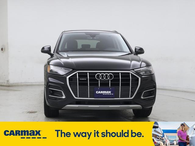 Photo of 2022 Black Audi Q5
