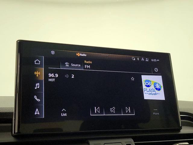 Photo of 2022 Black Audi Q5