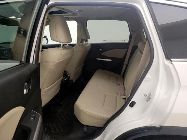 Photo of 2016 White Honda CR-V