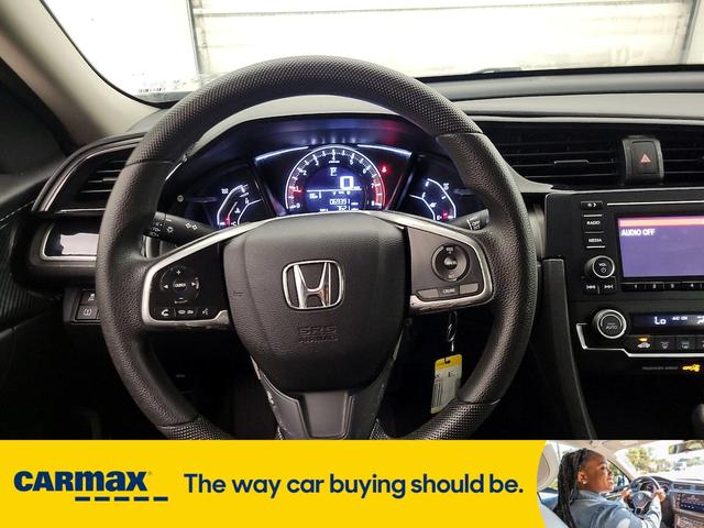 Photo of 2018 Gray Honda Civic