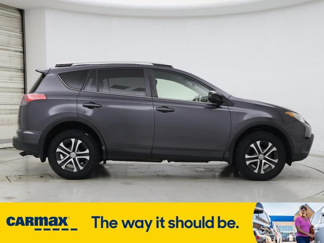 Photo of 2016 Gray Toyota RAV4
