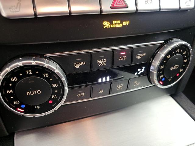 Photo of 2014 Black Mercedes-Benz C-Class