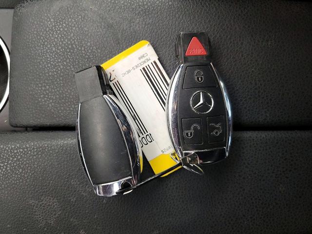 Photo of 2014 Black Mercedes-Benz C-Class