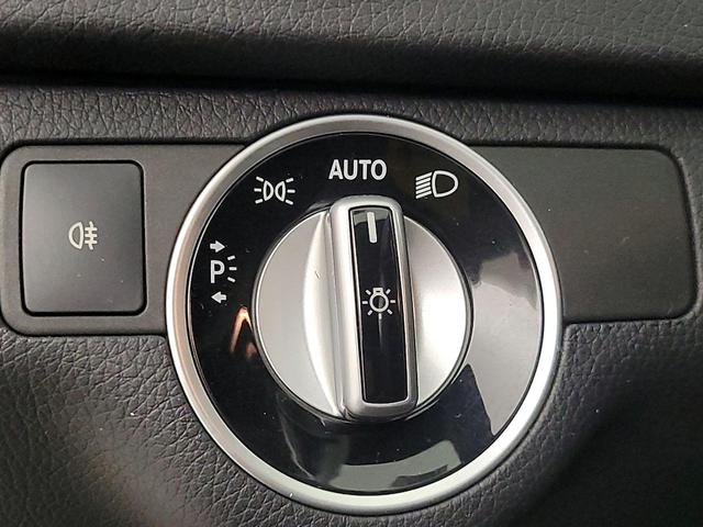 Photo of 2014 Black Mercedes-Benz C-Class