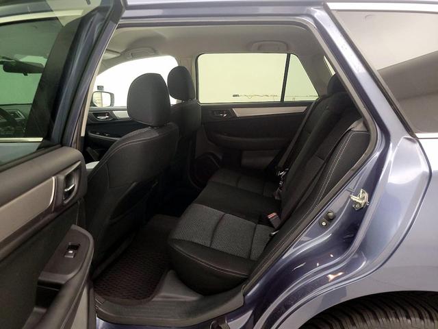 Photo of 2016 Blue Subaru Outback