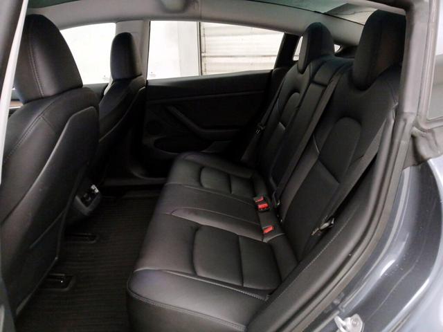 Photo of 2023 Gray Tesla Model 3