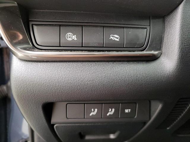 Photo of 2024 Gray Mazda CX-30