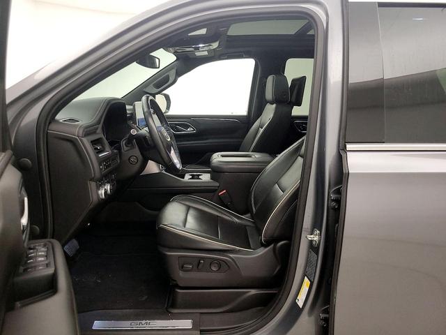 Photo of 2021 Gray GMC Yukon