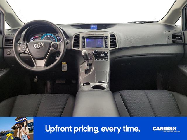 Photo of 2014 Silver Toyota Venza