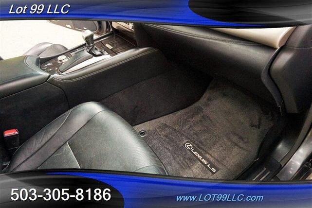 Photo of 2014 Gray Lexus LS 460