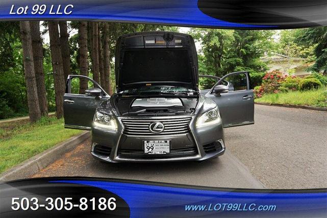 Photo of 2014 Gray Lexus LS 460