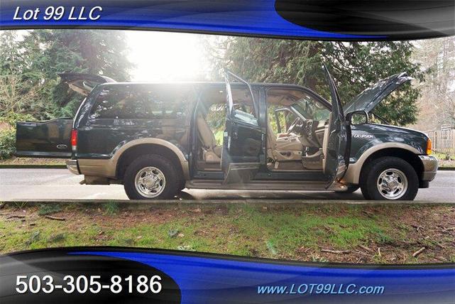 Photo of 2001 Dark Satin Green Clearcoat Metallic Ford Excursion