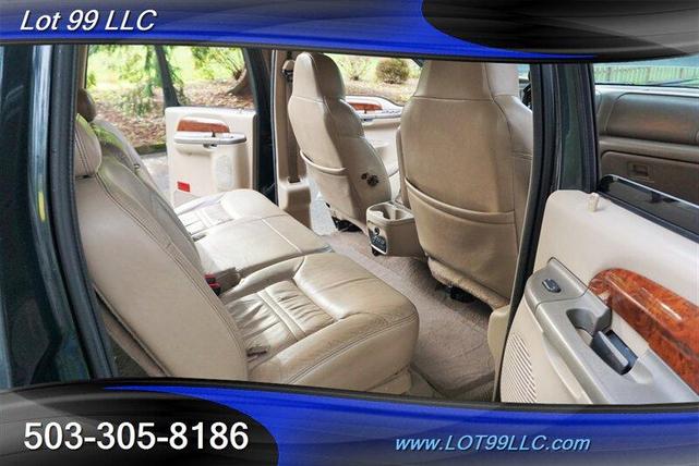 Photo of 2001 Dark Satin Green Clearcoat Metallic Ford Excursion