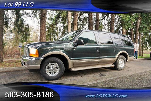 Photo of 2001 Dark Satin Green Clearcoat Metallic Ford Excursion