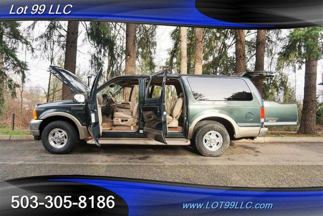 Photo of 2001 Dark Satin Green Clearcoat Metallic Ford Excursion
