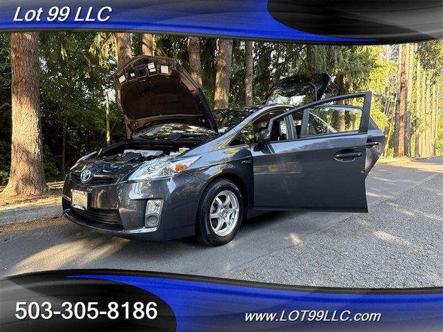 Photo of 2010 Gray Toyota Prius