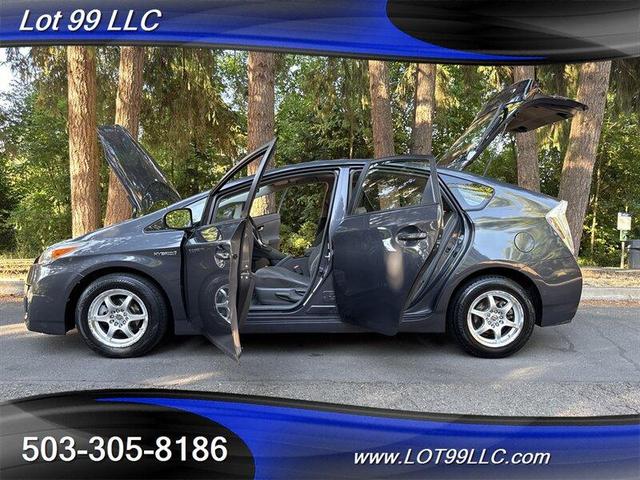 Photo of 2010 Gray Toyota Prius