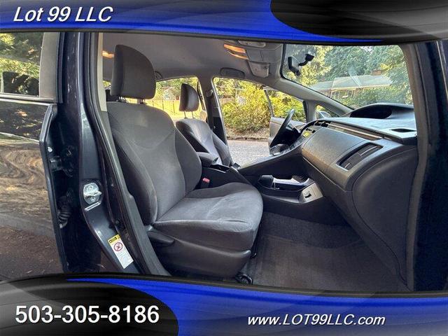 Photo of 2010 Gray Toyota Prius