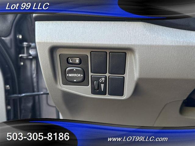 Photo of 2010 Gray Toyota Prius