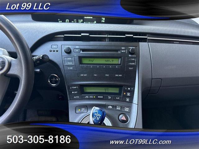 Photo of 2010 Gray Toyota Prius