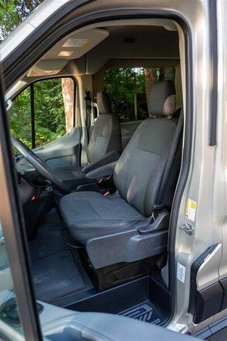 Photo of 2019 Tan Ford Transit-350