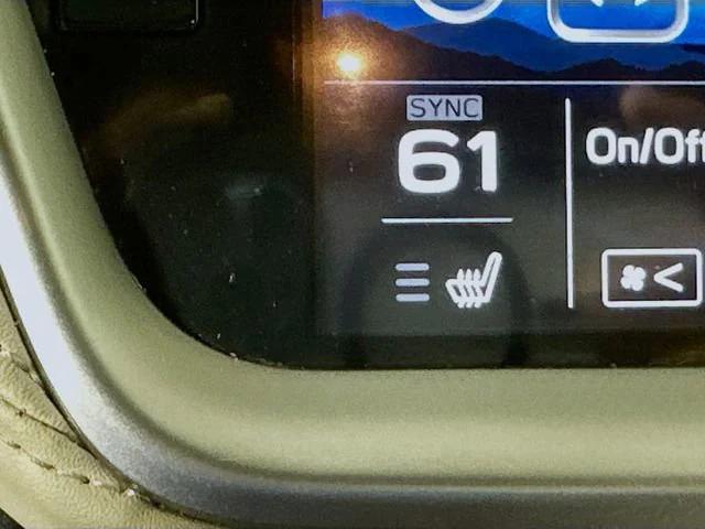 Photo of 2021 Crystal Black Silica Subaru Outback