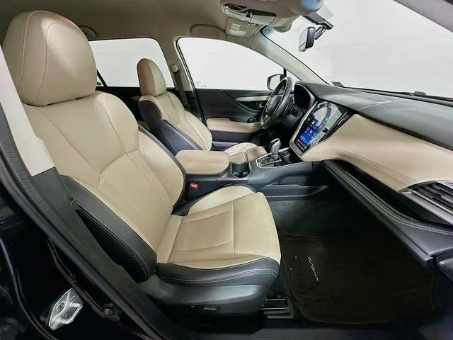 Photo of 2021 Crystal Black Silica Subaru Outback