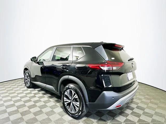 Photo of 2023 Super Black Nissan Rogue