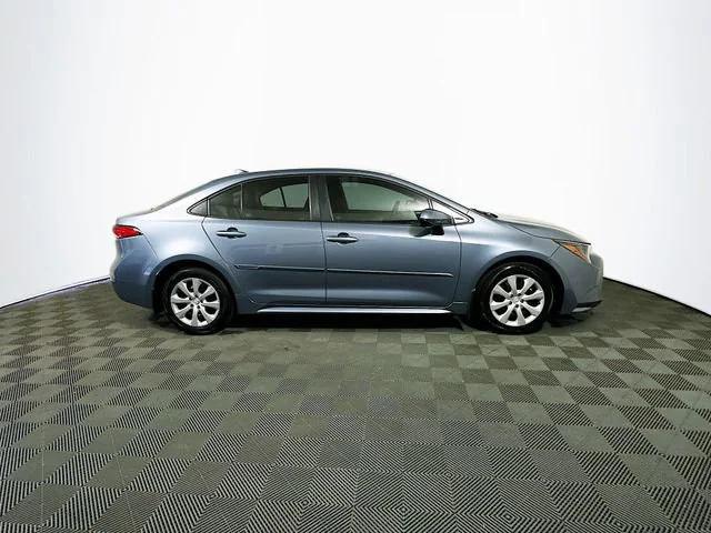 Photo of 2023 Celestite Toyota Corolla