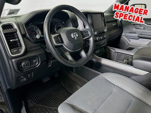 Photo of 2022 Diamond Black Crystal Pearlcoat RAM 1500