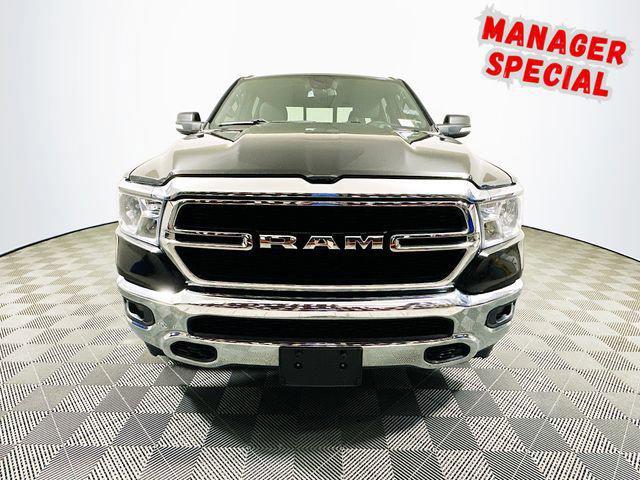 Photo of 2022 Diamond Black Crystal Pearlcoat RAM 1500