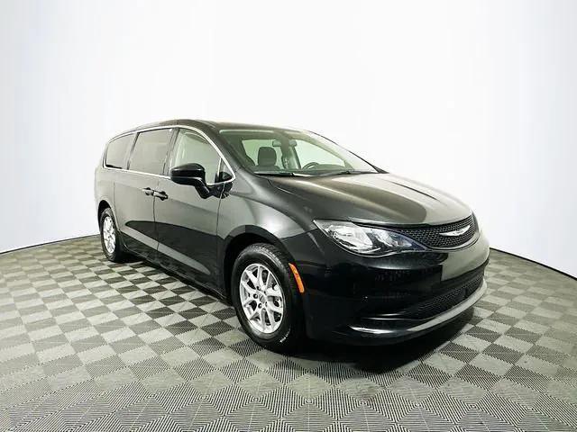 2022 Chrysler Voyager