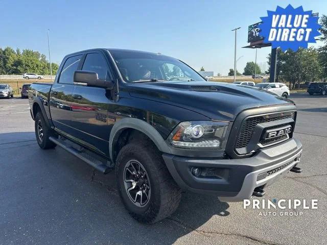 Photo of 2017 Granite Crystal Metallic Clearcoat RAM 1500