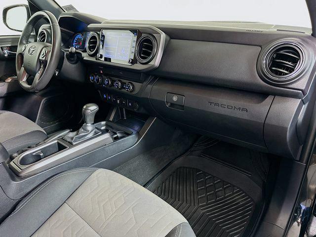 Photo of 2020 Midnight Black Toyota Tacoma