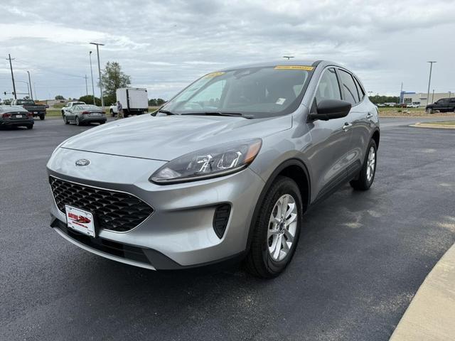 Photo of 2022 Silver Ford Escape