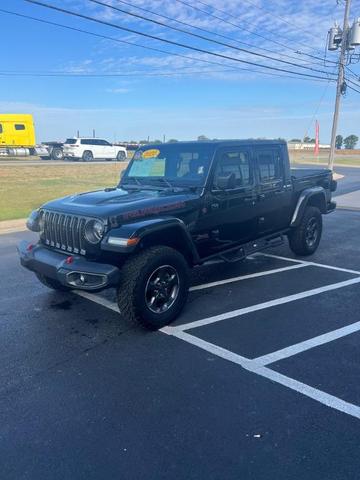 Photo of 2020 Black Jeep Gladiator