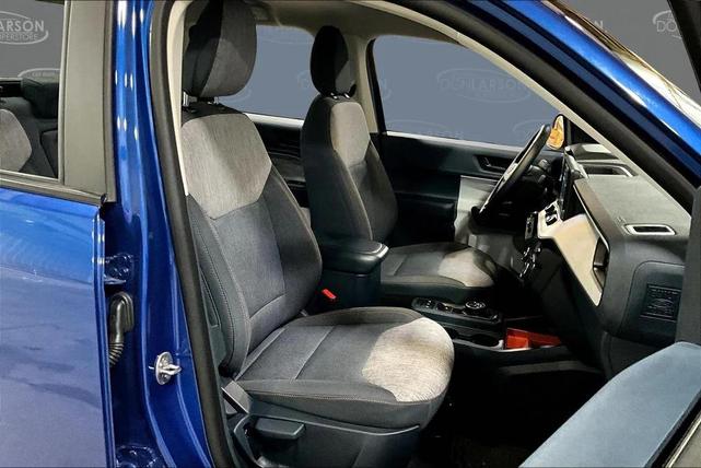 Photo of 2023 Atlas Blue Metallic Ford Maverick