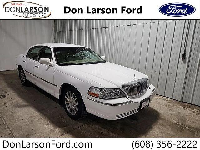 2010 Lincoln Town Car