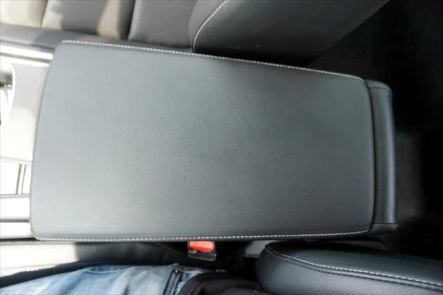 Photo of 2022 Crystal Black Pearl Honda Accord
