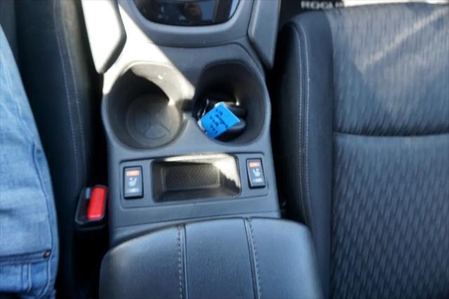 Photo of 2019 Magnetic Black Pearl Nissan Rogue