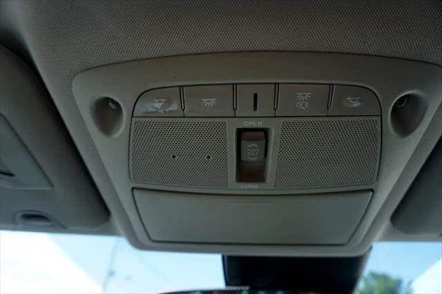 Photo of 2019 Magnetic Black Pearl Nissan Rogue