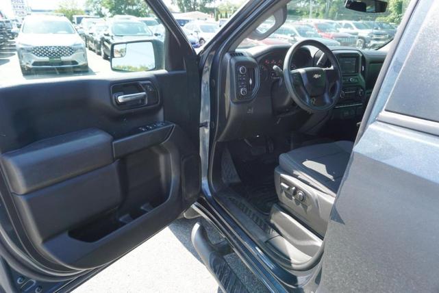 Photo of 2022 Shadow Gray Metallic Chevrolet Silverado 1500