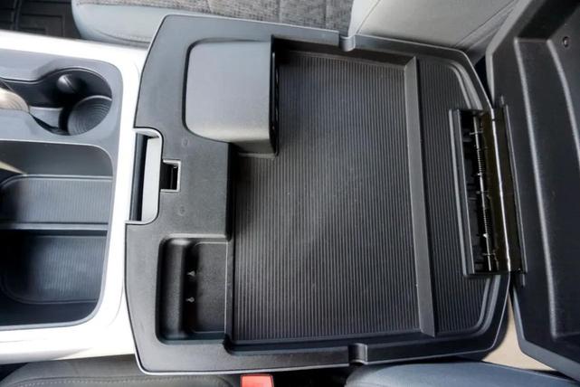 Photo of 2018 BLACK RAM 1500