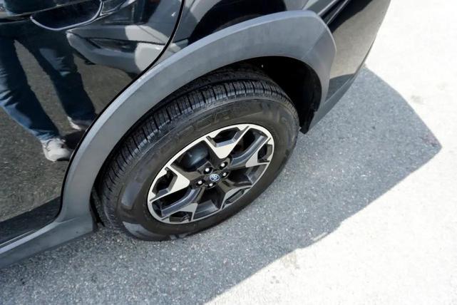 Photo of 2020 Crystal Black Silica Subaru Crosstrek